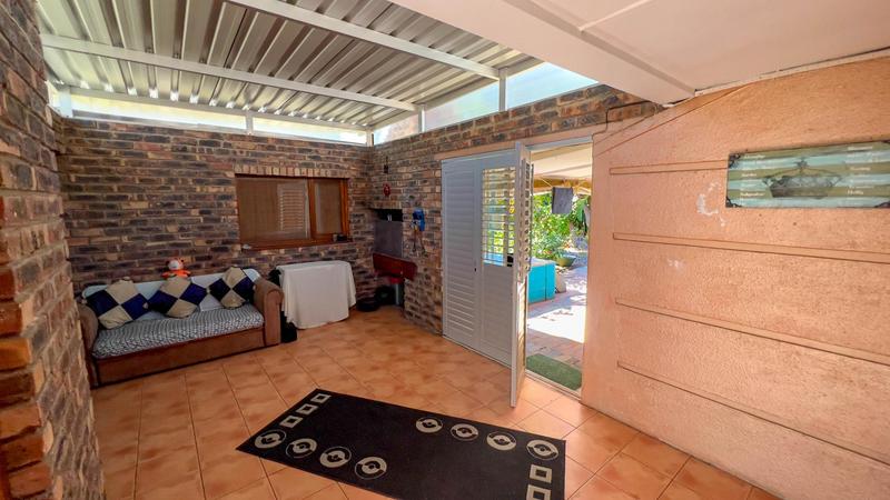 3 Bedroom Property for Sale in Monte Vista Western Cape